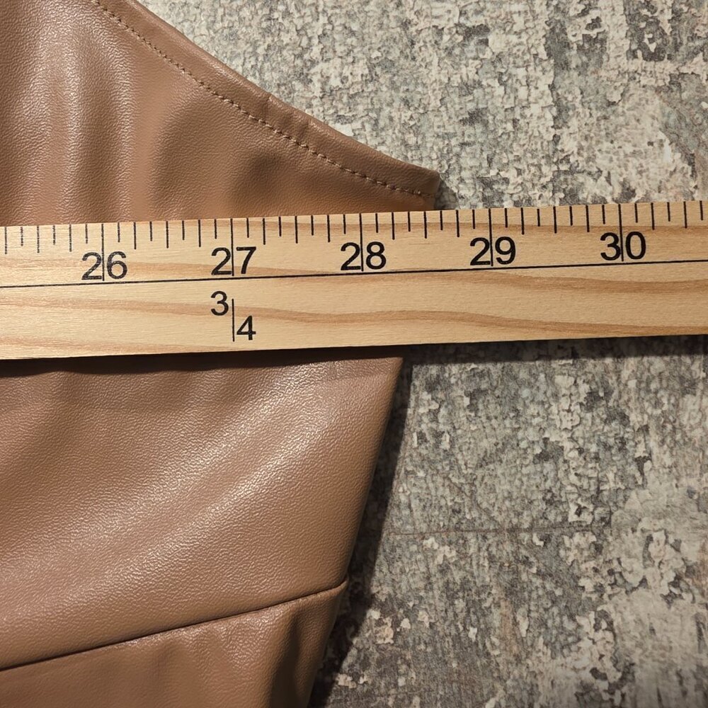 Pretty Little Thing Plus Tan Zip Corset Top Size 26. NWT - Picture 7 of 9